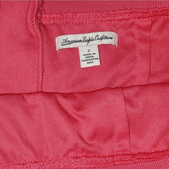 American Eagle High Rise Crochet Lace Boho Salmon Pink Mini Skirt - Picture 4 of 4